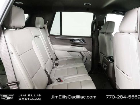 Used 2025 Chevrolet Tahoe LT AWD/4WD image 20