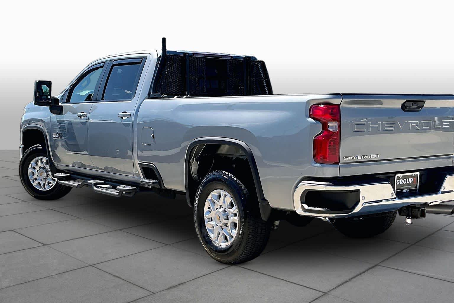 Used 2025 Chevrolet Silverado 3500 LT w/ Texas Edition AWD/4WD image 12
