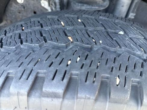 Used 2024 Ford F250 Lariat w/ Black Appearance Package image 23