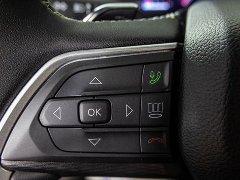 Used 2024 Jeep Grand Cherokee Altitude AWD/4WD image 34
