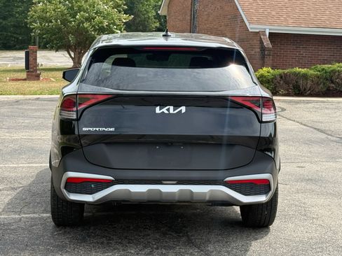 Used 2023 Kia Sportage EX FWD image 5