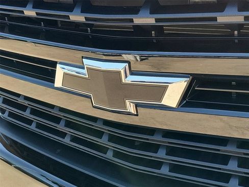 Used 2021 Chevrolet Silverado 1500 LT Trail Boss w/ Convenience Package II AWD/4WD image 23