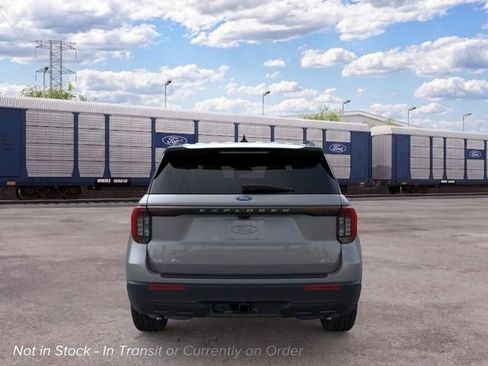 New 2026 Ford Explorer Active AWD/4WD image 5