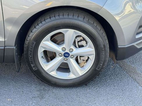 Used 2022 Ford Edge SE image 7