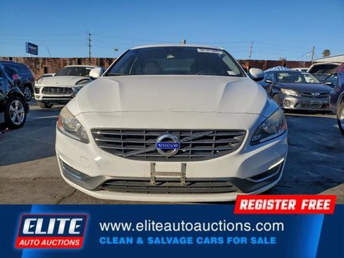 Used 2014 Volvo S60 T5 image 10