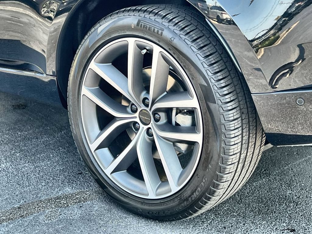 New 2026 Land Rover Range Rover SE AWD/4WD image 11