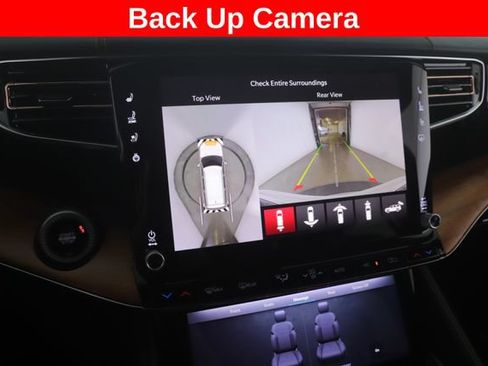 Used 2025 Jeep Grand Wagoneer Series III w/ Rear Seat Video Group 1 AWD/4WD image 27