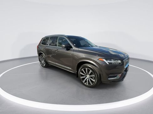 Used 2024 Volvo XC90 B6 Plus AWD/4WD image 2