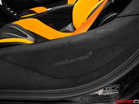 Used 2026 McLaren 750S Spider RWD image 45