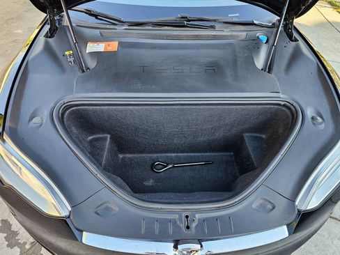 Used 2018 Tesla Model S P100D image 9