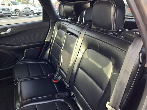 Certified 2023 Ford Escape Platinum image 22