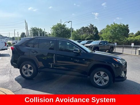 Certified 2025 Toyota RAV4 XLE w/ Convenience Package AWD/4WD image 9