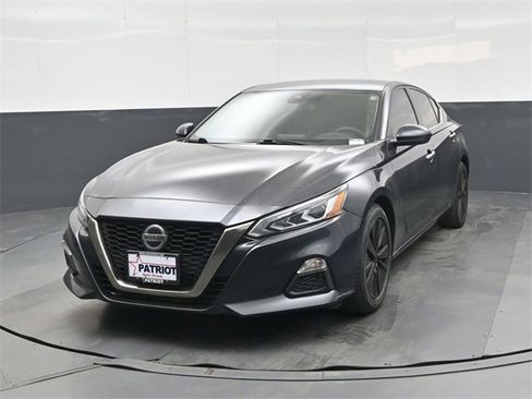 Used 2021 Nissan Altima 2.5 SV image 8