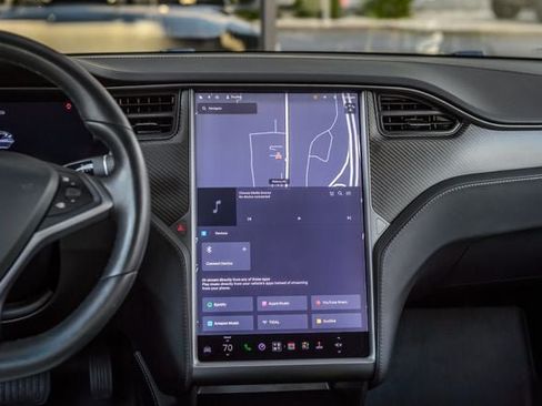 Used 2018 Tesla Model S 75D AWD/4WD image 29