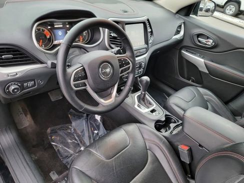 Certified 2018 Jeep Cherokee Trailhawk w/ Quick Order Package 27L image 19