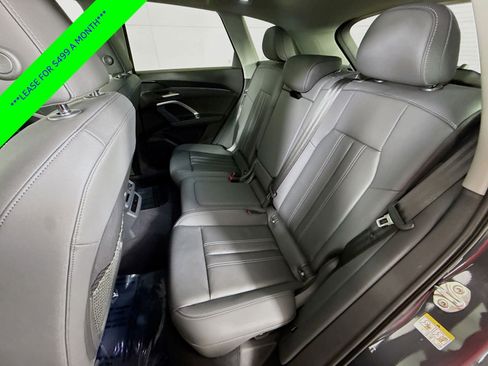 Certified 2025 Audi Q5 2.0T Premium w/ Convenience Package image 19
