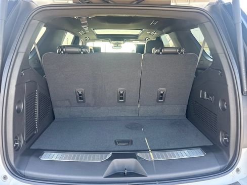 New 2026 GMC Yukon AT4 Ultimate w/ LPO, Floor Liner Package AWD/4WD image 6