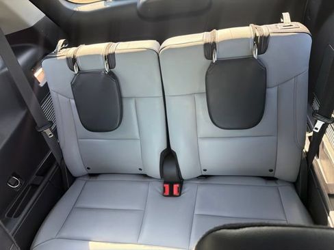 Used 2021 Ford Explorer XLT w/ Equipment Group 202A AWD/4WD image 25