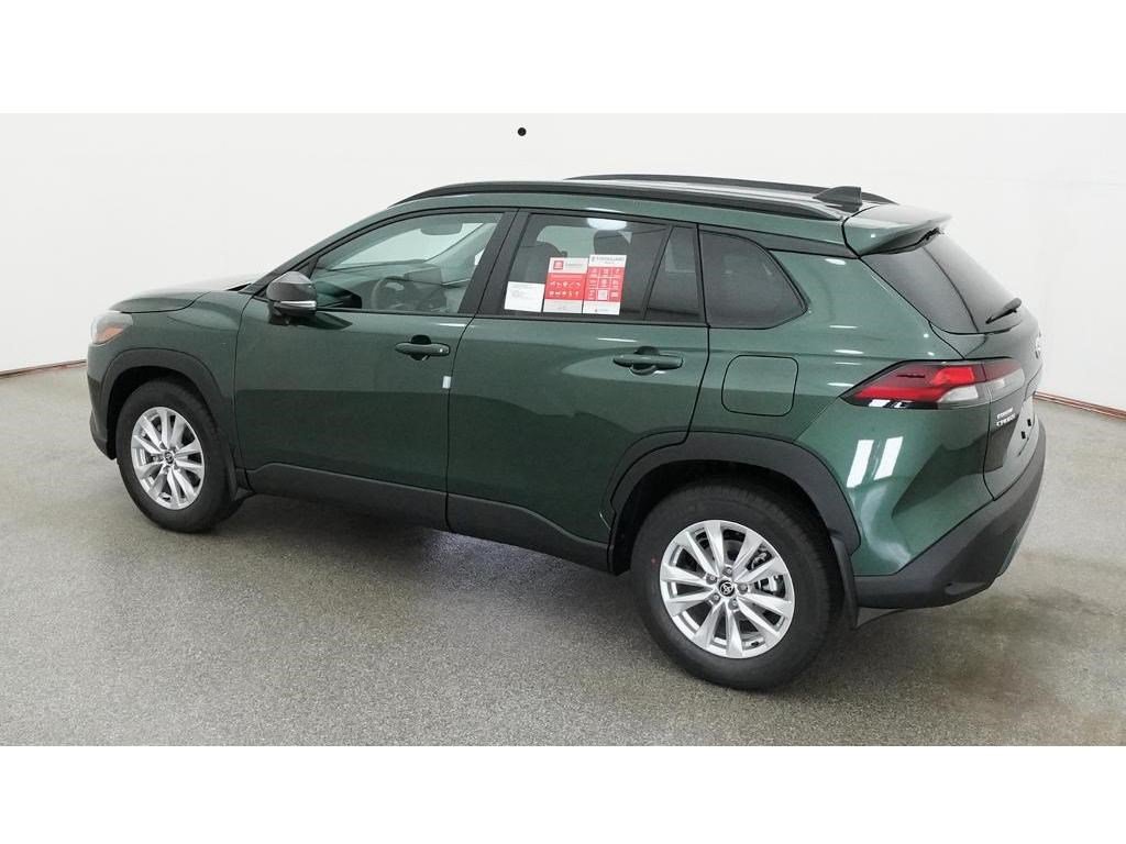 New 2026 Toyota Corolla Cross LE FWD image 5