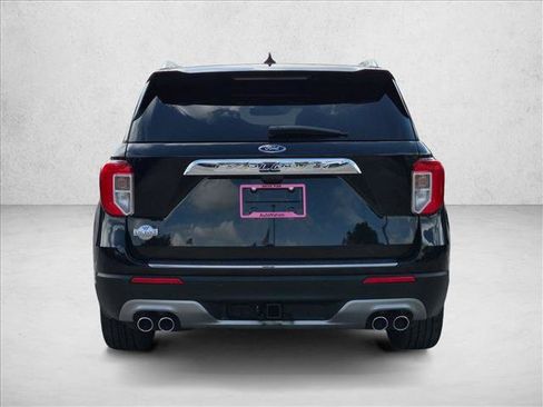 Used 2023 Ford Explorer King Ranch w/ Technology Package RWD image 6