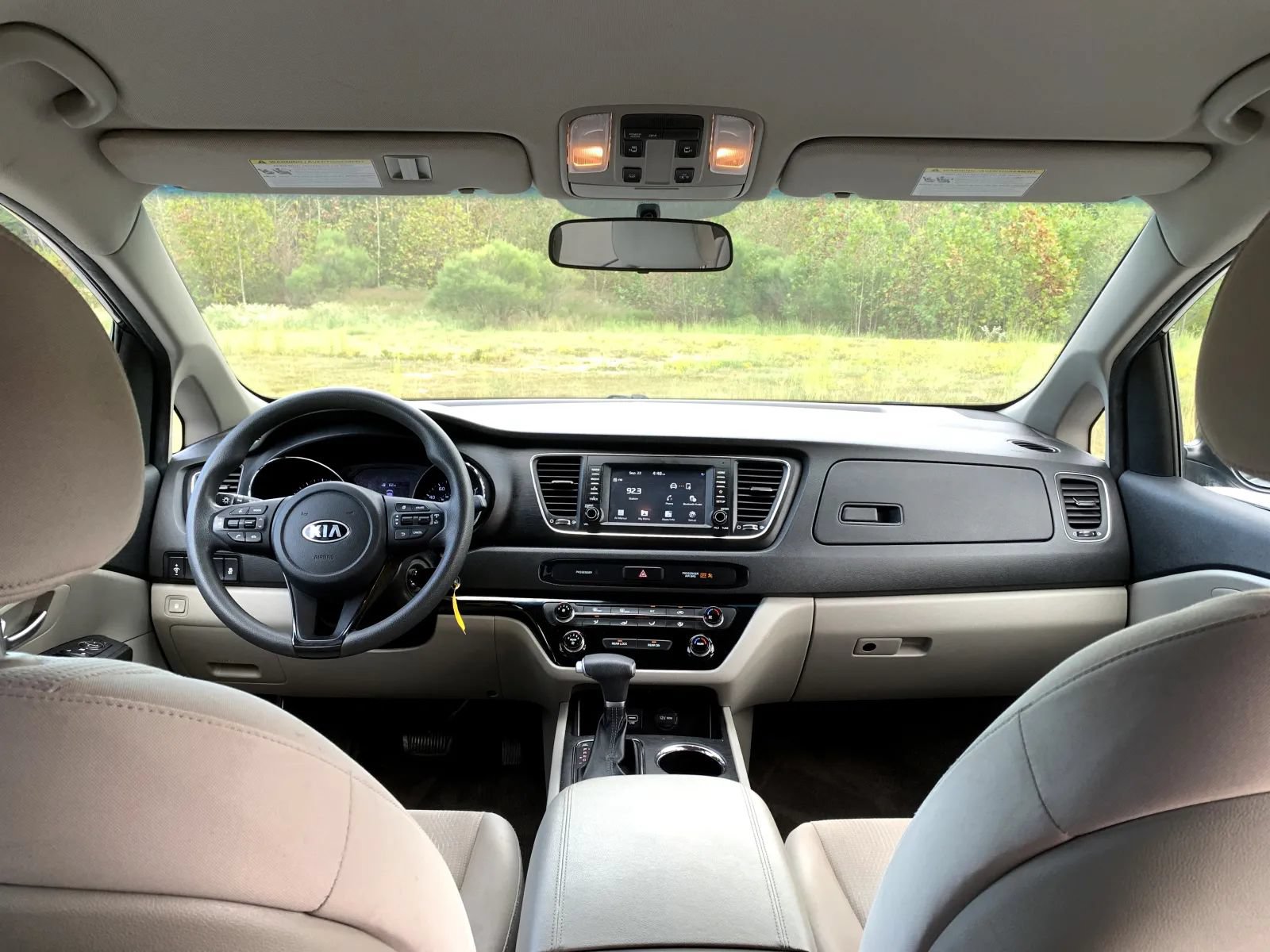 Used 2021 Kia Sedona LX FWD image 12
