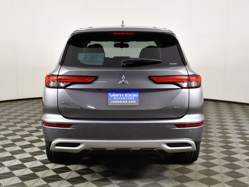 Used 2024 Mitsubishi Outlander SE AWD/4WD image 6