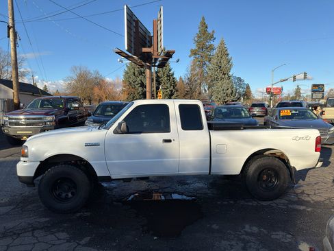 Used 2009 Ford Ranger XLT image 3