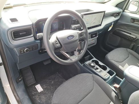 New 2025 Ford Maverick XL image 18