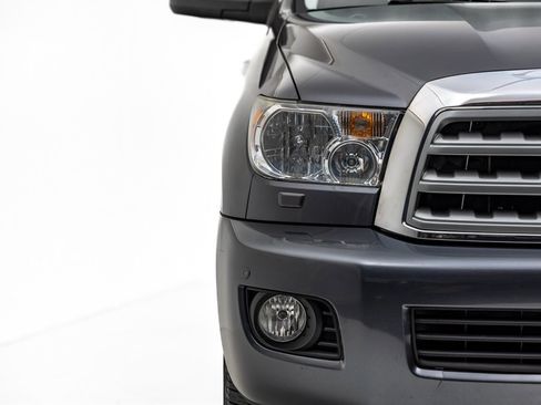 Used 2016 Toyota Sequoia Platinum image 5