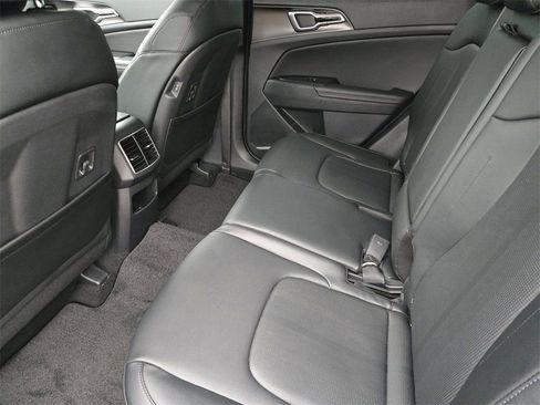 New 2026 Kia Sportage EX FWD image 21