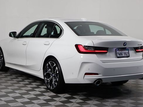Used 2026 BMW 330i Sedan w/ Premium Package RWD image 6