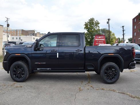 New 2026 GMC Sierra 2500 AT4 w/ AT4 Premium Plus Package image 12