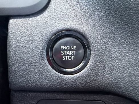 Used 2026 Toyota Tundra Limited AWD/4WD image 18