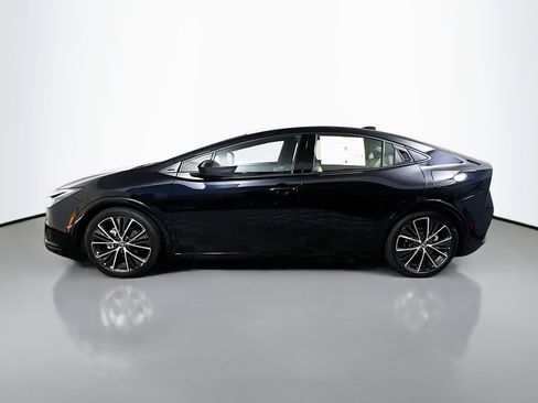 Used 2025 Toyota Prius Limited w/ Limited Premium Package image 9