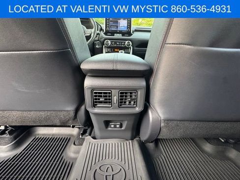 Used 2020 Toyota RAV4 Limited AWD/4WD image 12