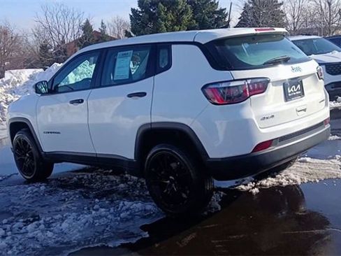 Used 2020 Jeep Compass Sport w/ Cold Weather Group image 9