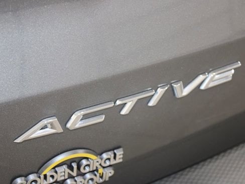 Used 2025 Ford Escape Active AWD/4WD image 22