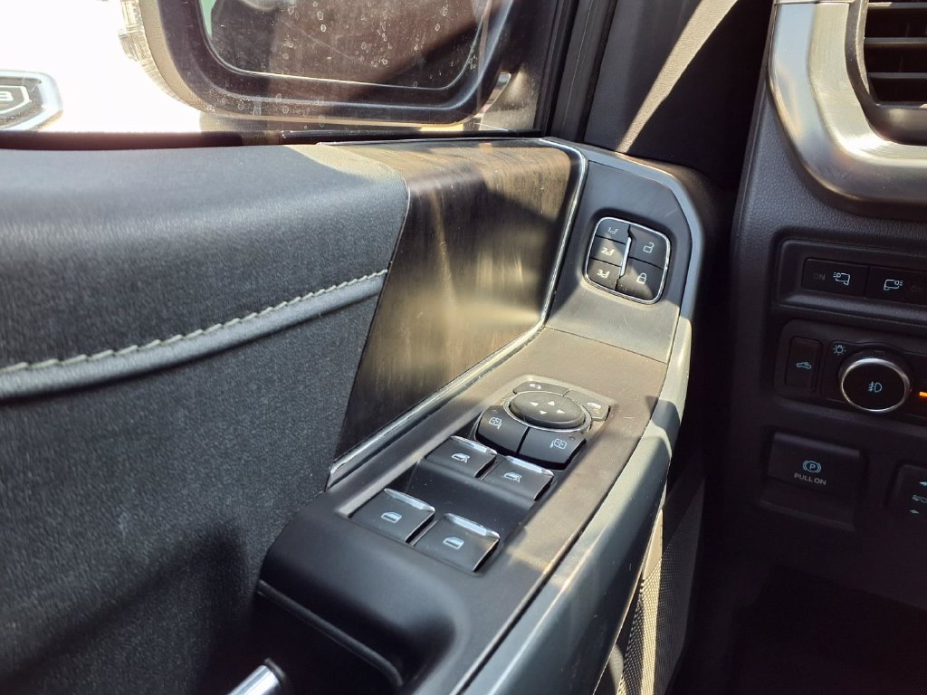 Used 2023 Ford F150 Lariat w/ Trailer Tow Package AWD/4WD image 13