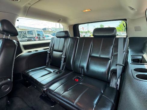 Used 2007 GMC Yukon XL SLT w/ SLT Preferred Equipment Group AWD/4WD image 20