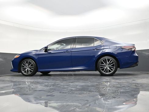 Used 2024 Toyota Camry XLE FWD image 22