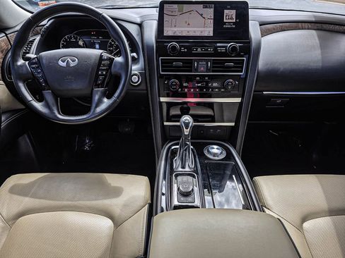 Used 2023 INFINITI QX80 Premium Select w/ All-Season Package image 38