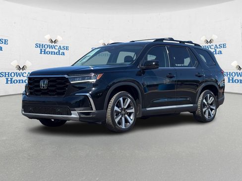 Used 2023 Honda Pilot Touring image 2