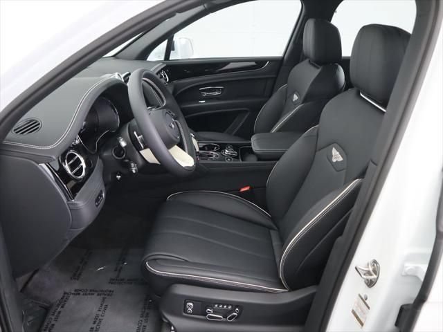 Used 2025 Bentley Bentayga Extended Wheelbase AWD/4WD image 20