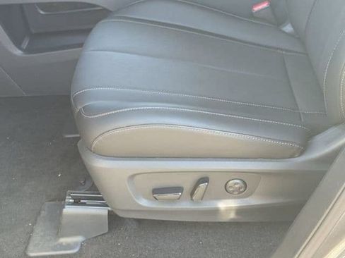 Certified 2026 INFINITI QX60 Luxe w/ Family Package AWD/4WD image 22