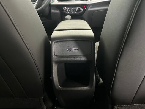 Used 2024 Chevrolet Trax LT w/ Driver Confidence Package FWD image 22