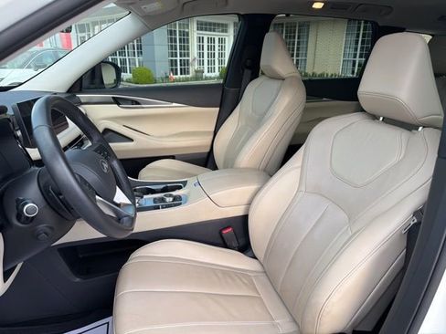 Used 2024 INFINITI QX60 Luxe image 9