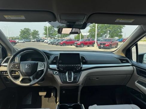 Used 2020 Honda Odyssey EX image 16