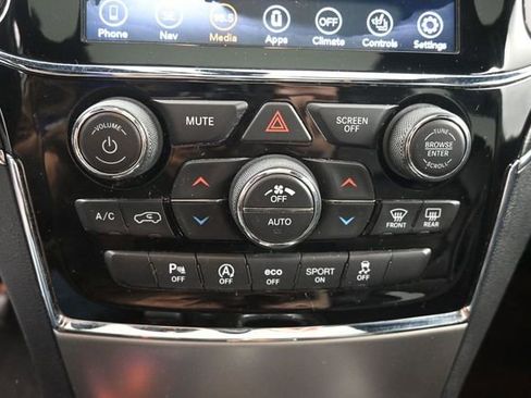Used 2020 Jeep Grand Cherokee Limited w/ Luxury Group II AWD/4WD image 21
