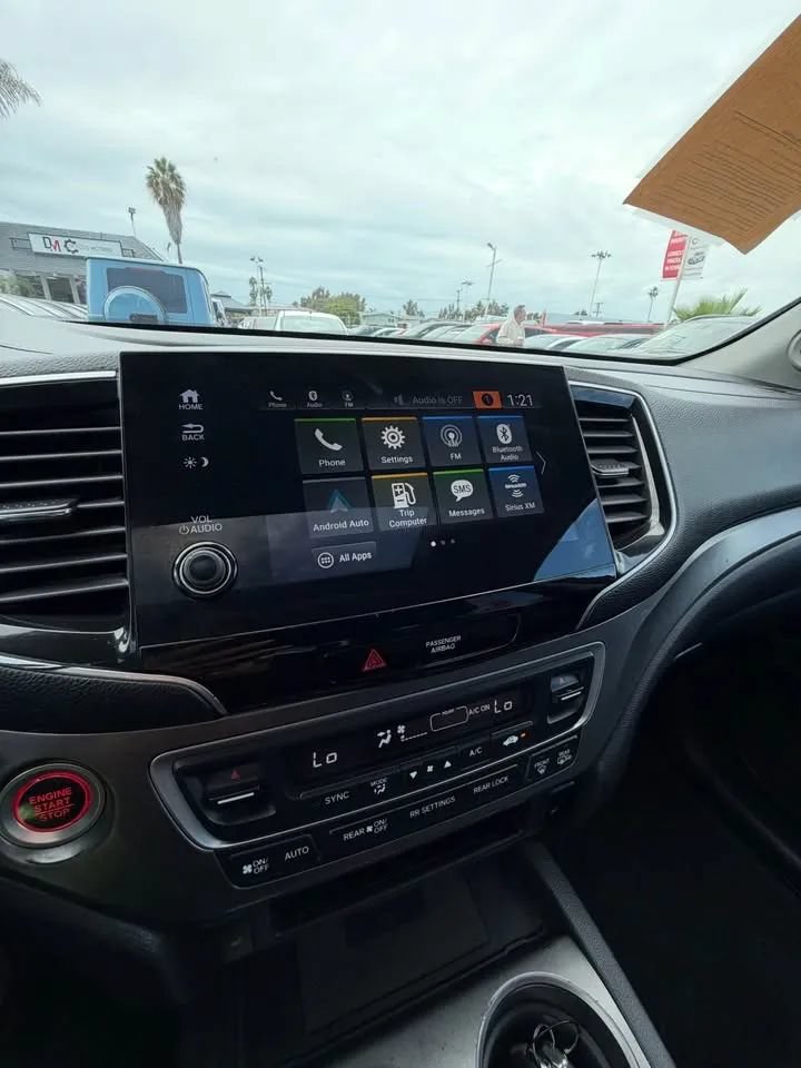 Used 2021 Honda Pilot Special Edition image 10