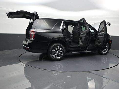 Used 2023 Chevrolet Tahoe LT RWD image 32